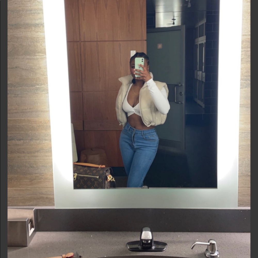 Meet your Posher, Kariel